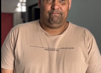 H2602014_Homem banana teve que ser salvo pela sua mãe_part2.mp4