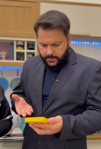 H2602020_Empregada era obrigada dar comida escondida para criança por causa da sua patroa_part2.mp4