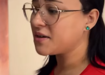 H2810001_Mãe da uma lição em filha m1mada_part2.mp4