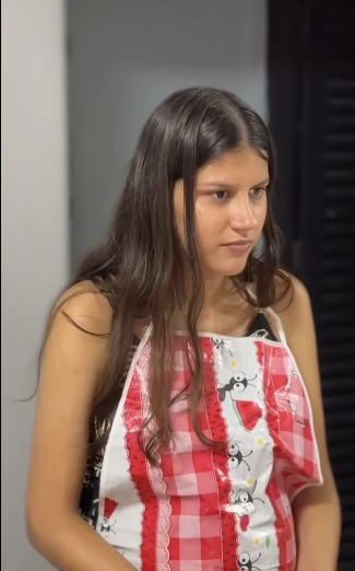 H2806011_Funcionária estava sem lugar pra ficar olha oque patroa fez_part2.mp4