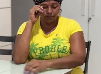 H2821010_Nora negav4 comida pr_part2.mp4