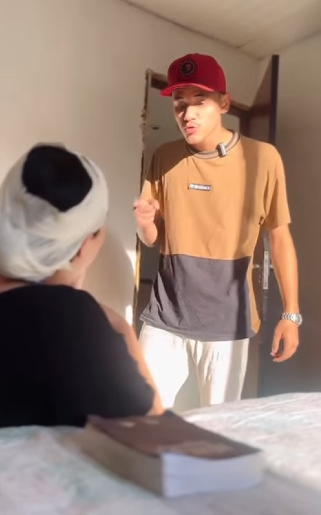 H2810016_Marido era 4gressiv0 com sua esposa por causa da sua fé, até que vida lhe deu uma grande lição_part2.mp4