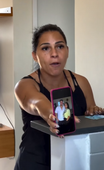 H0503001 Ao fazer uma entrega ela descobre que marido tem outra família