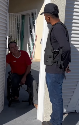 T1902042_Um anjo salvar mulher de um homem quê fingiu ser pai_part2