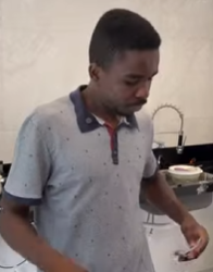 T1701037 Ele viu o amigo dar dinheiro para a esposa e foi assim que reagiu part2