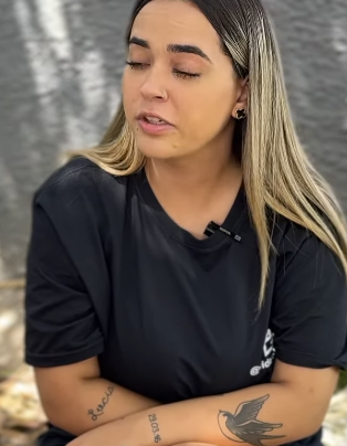 T1301026 Ela queria acabar com o relacionamento de sua amiga PART2