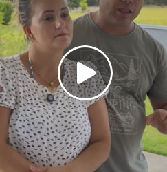 T3902025 Madrasta cai na sua própria fala part2