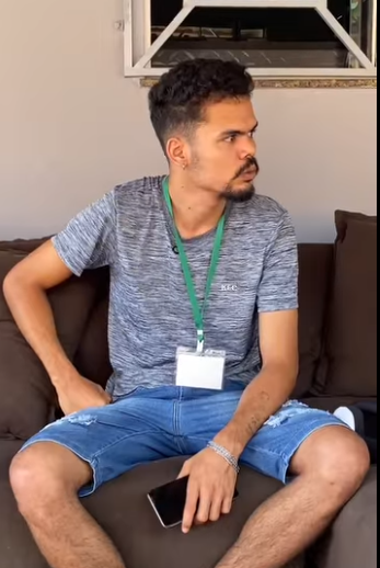 H0221007_funcionário folgad0_part2.mp4