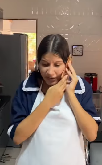 H0221003_Uma funcionária esperta_part2.mp4