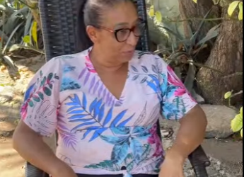 H0714015 Filha faz anos já queria ser dona do próprio nariz mãe coloca ela no seu devido lugar! part2