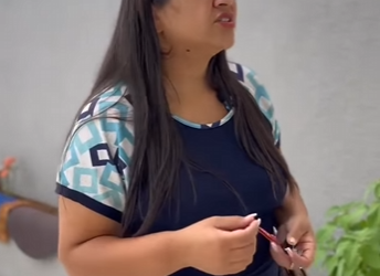 H0716021 Ela era preguiçosa relaxada olha seu esposa fez para lhe dar uma lição part2