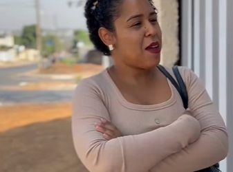 H0214006_Patroa se desfaça de mendigo para testar funcionário!_part2.mp4