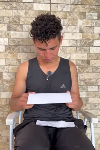 H1021018_PATRÃO faz algo INACREDITAVEL com seu funcionario com isso mudou totalmente rumo da sua vida qual sua opinião _part2