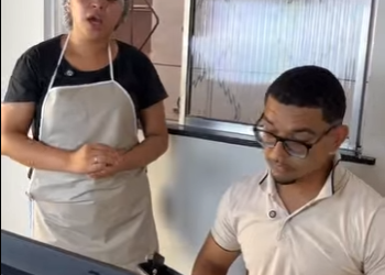 H1202008_Ela nunca imaginou que voltaria pra ela oque ela tentou fazer com colega_part2.mp4