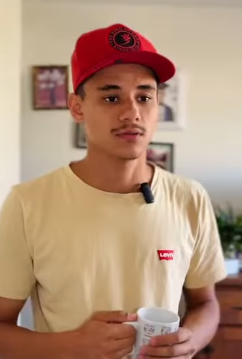 H1110021_Julgou antes do tempo jogo virou_part2.mp4