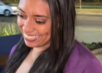H1502019 Graças um sutiã, esta senhora descobriu traição do namorado. (Part 2)