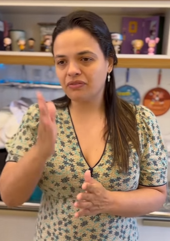 H0116008_Empregada fazia algo inacreditável na ausência do_part2.mp4