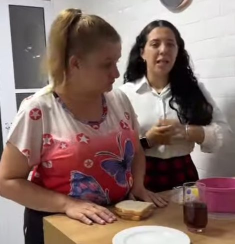 H2303003_Meu marido trouxe os filhos da sua amante para morar na minha casa…_part2.mp4