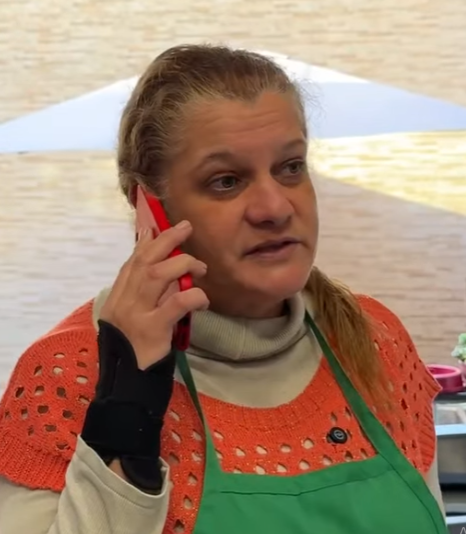 H0111009_Sua Ma lhe pede ajuda ela contrata para fazer os servic os.._part2.mp4