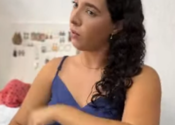 H2503007_Ela fez isso para aumentar as vendas no dia da mul_part2.mp4