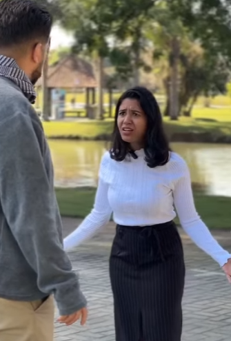 H2510007_Ele fingiu estar em uma cadeira de rodas para testar seu par_part2.mp4