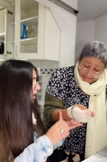 H0110019_Menina Que M4ltrat4_part2.mp4