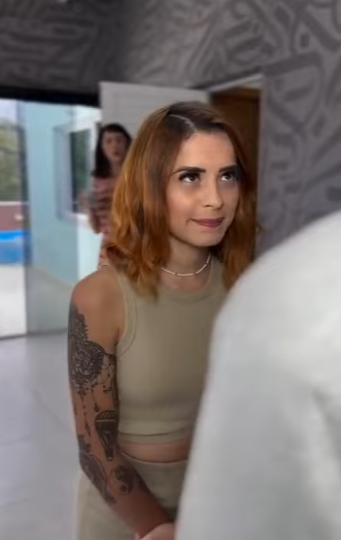 H0410011_Foi conhecer esposa do amante_part2.mp4