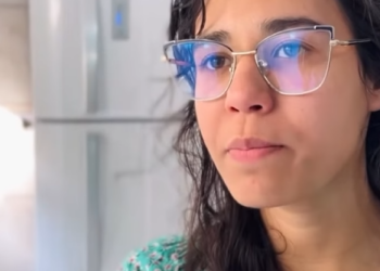 H0110002_Empregada desm4ia com excess0 de trabalho_part2.mp4