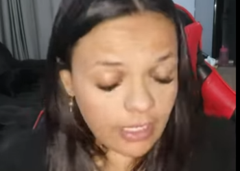 H1003012_Meu marido disse que ia sair sozinho, então foi isso que eu fiz…_part2