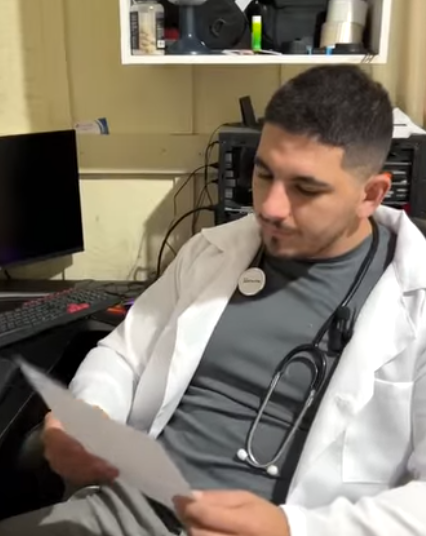 H1014006_Ela HumlLh@ou este lavador de carros, mas mundo da muitas voltas part2