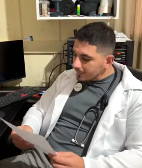 H1021002_Ela HumlLh@ou este lavador de carros, mas mundo da muitas voltas _part2