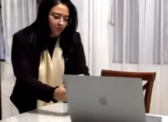 H2910017_Garota m1mada quebra celular da empregada, mãe da uma grande lição_part2.mp4