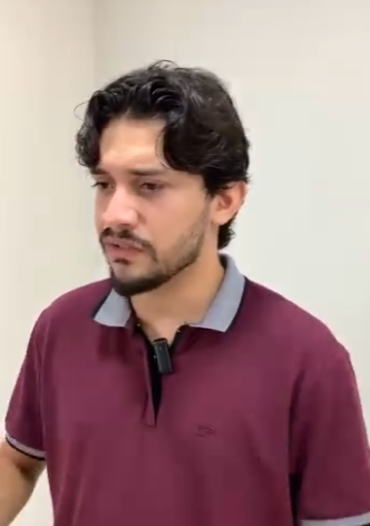 H0514022_Patrão chega em casa vê empregada comendo sentada no chão toma atitude_part2.mp4