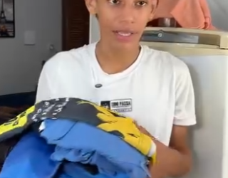 H1214005 Não gostou nadinha da forma que irmão tratou fucionária part2