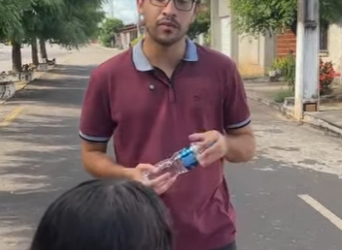 H0214008_Ela humilhOu essa humilde mulher, mas vida deu lhe uma lição_part2.mp4
