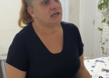 A1805003_Menina malcriada tratou mal a sua vó e o pai lhe deu Uma grande lição…_part2