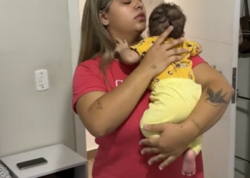 A1805020_Ela entrega seu bebê! para esposa do seu amante…_part2