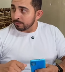 T1118011 Engraçado pra mim nunca tem tempo, mas pra amiga até feriado vira co part2