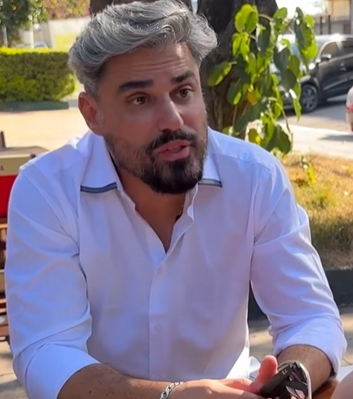 T1301009 É por isso que ela foi deixada sozinha Part2