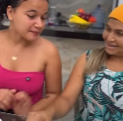 T1799018 Empregada salvou a patroa milionária e recebeu uma grande recompensa part2