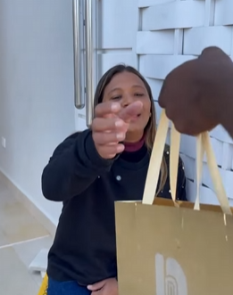 T1701006_Minha irmã não queria contribuir com nada em casa_part2
