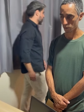 T3404013_Empresário coloca funcionários à prova e eles ganham uma surpresa_part 2