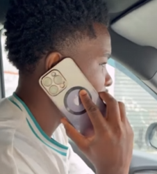 T1706014_Mulher chegou de Nova York com um iPhone 15 para suas três irmãs_part2