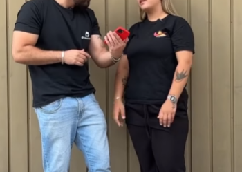 T1301014_Ele deu em cima da vizinha e veja o que aconteceu_part2
