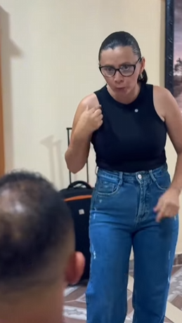 T1118001 Meu próprio marido me roubou pra ver futebol. Mas fiz ele se arrepende part2