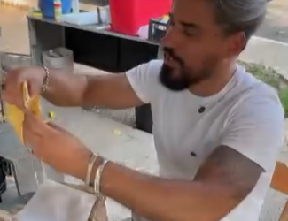 T1301016 Ele quis ir compra em um lugar mais barato e acabou se arrependendo part2