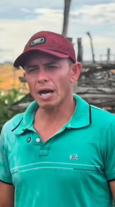 T0717004 Ele Voltou Desempregado e Não Sabia Que a Dona da Fazenda Era a Mulhepart2