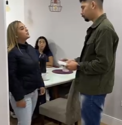 T1301028_Marido tirou o pouco dinheiro que ela tinha para dar a sua amada part2