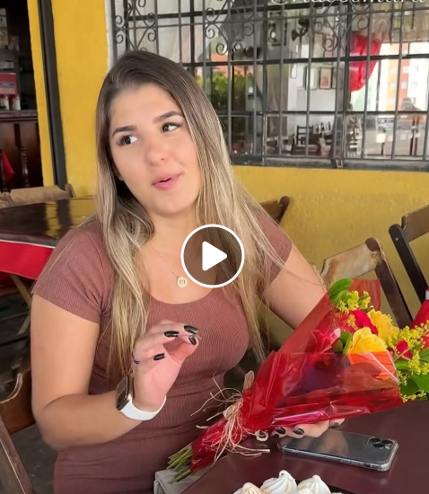 T1716026 Nunca tente brincar com duas mulheres inteligentes