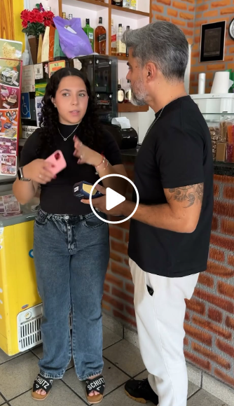 T1716020 Ela atrapalhou o almoço alheio, e no final se deu mal